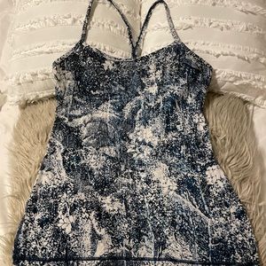 LULULEMON POWER Y TANK